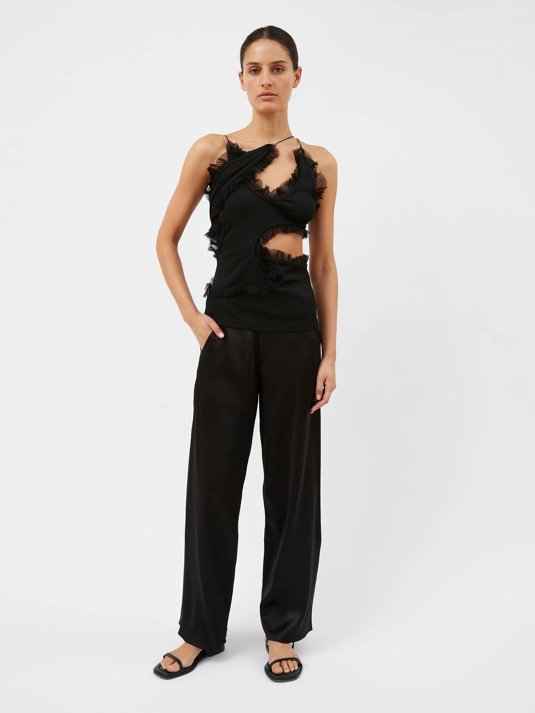 Carina Interlinked Top