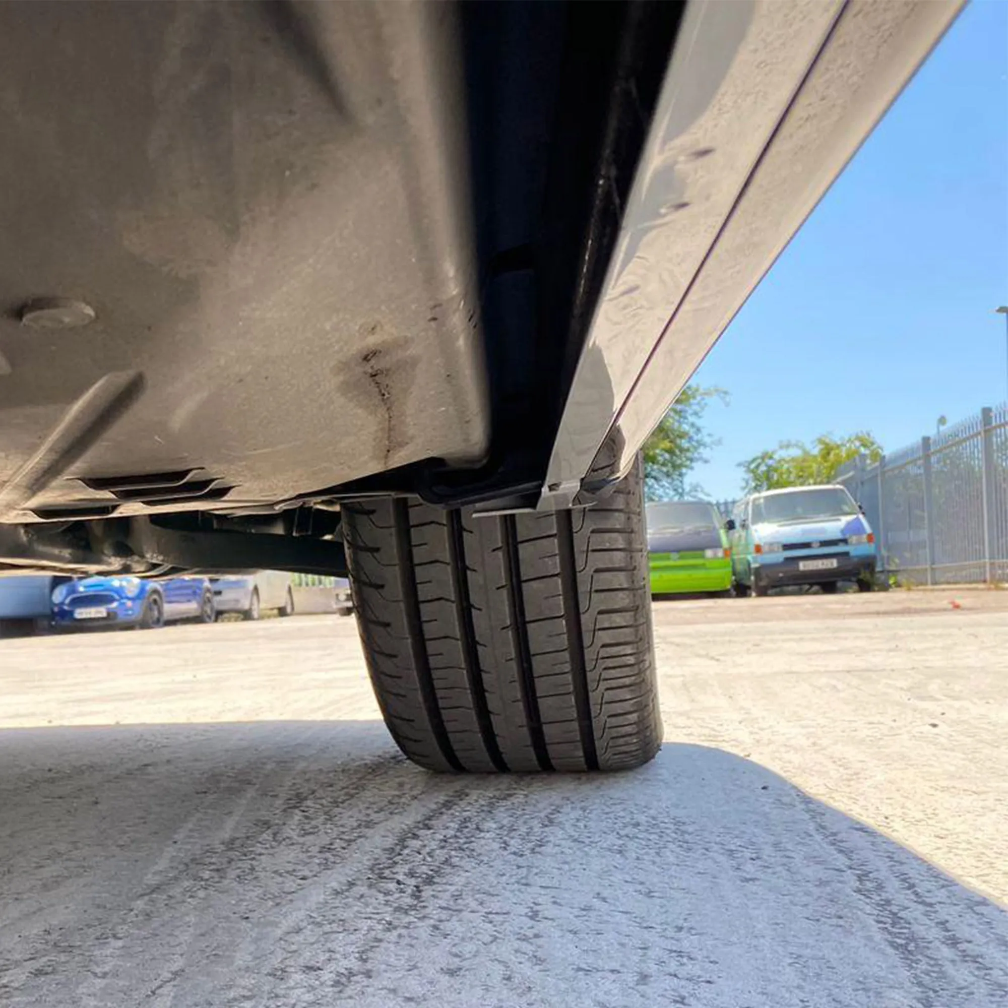 VW T5, T5.1 SWB Side Skirts Reflex Silver Plastic Painted and Ready to Fit (B-Grade)